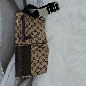 GUCCI GG CANVAS BELT BAG